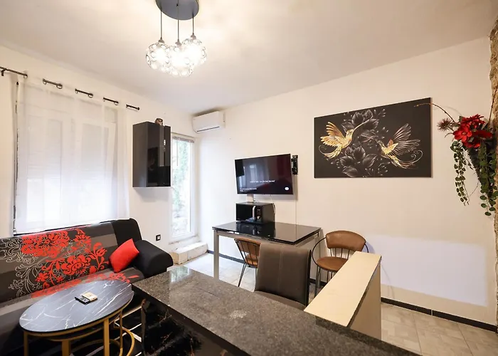 Old Town Spider アパート